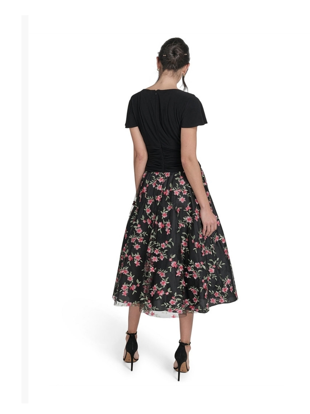 NWT Embroidered Dress By Jessica Howard - Picture 3 of 11